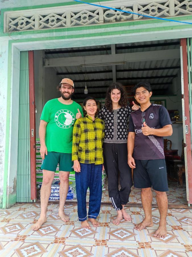 Bà Ngoại Homestay Cà Mau Exterior foto